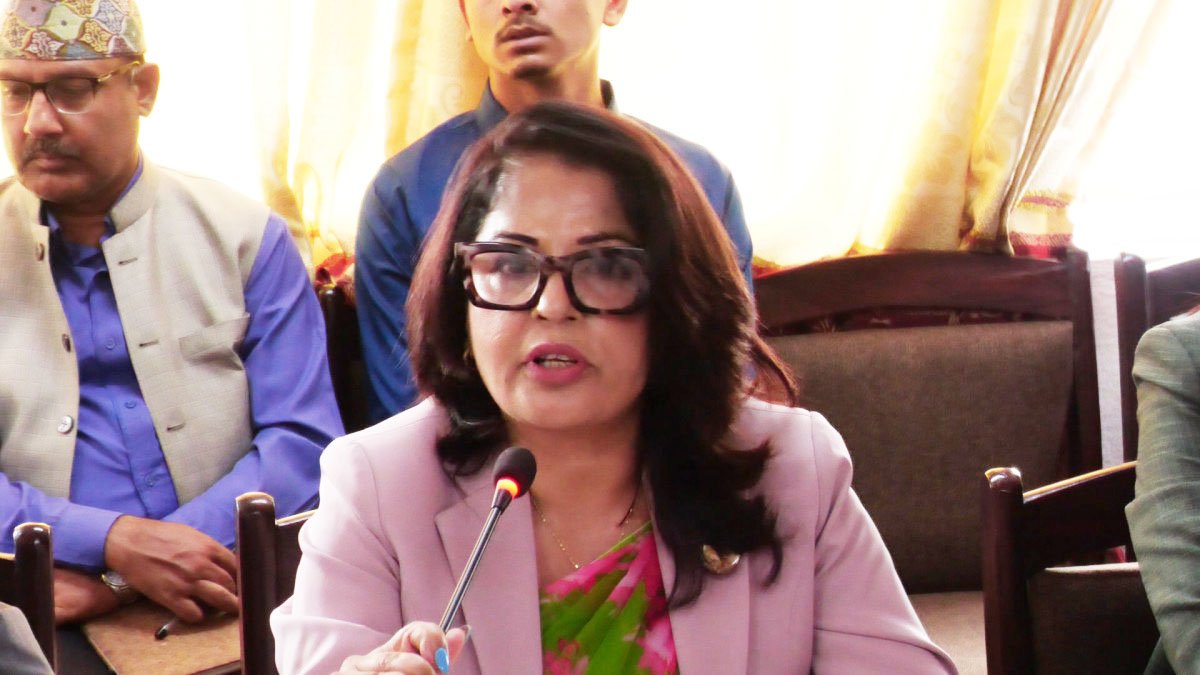 राष्ट्र बैंकको बोर्डबाट अर्थ सचिवलाई हटाउन अर्थ समितिमा रास्वपा सांसद अधिकारीको माग