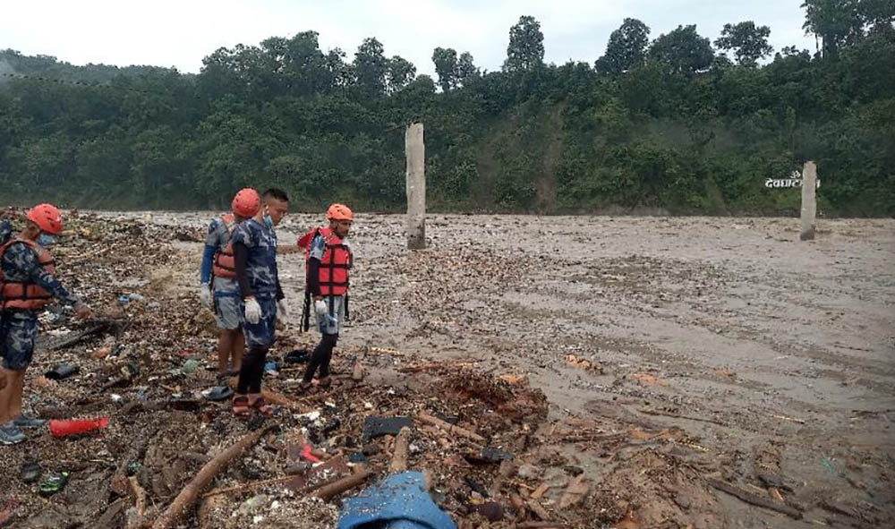 भोटेकोशी बाढी: अहिलेसम्म ३८९ शव भेटियो, ४६६ जनाको उद्धार