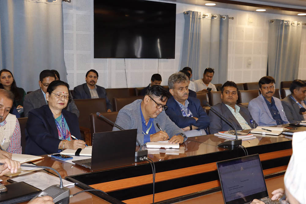 विश्वविद्यालय ऐन संशोधनबारे उपकुलपतिसँग शिक्षा मन्त्रालयको छलफल