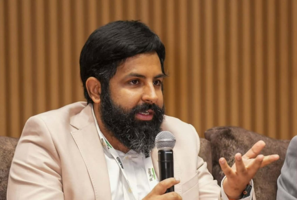 व्यवसायीलाई ब्याट्री रिसाइक्लिङ गर भन्नु व्यवहारिक नहुन सक्छ: करण खुराना