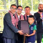 एनआईसी एशिया बैंकले विपन्न विद्यार्थीलाई दियो शैक्षिक सामग्री