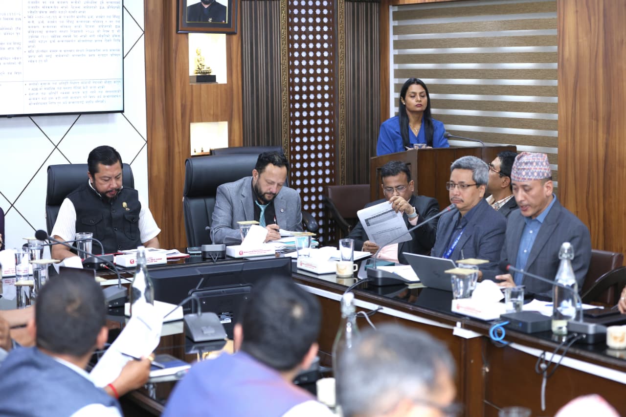सिँचाइ क्षेत्रको विकासमा निर्माणभन्दा बाहिर रहेका प्रक्रियागत अवरोध हुन्: मन्त्री श्रेष्ठ