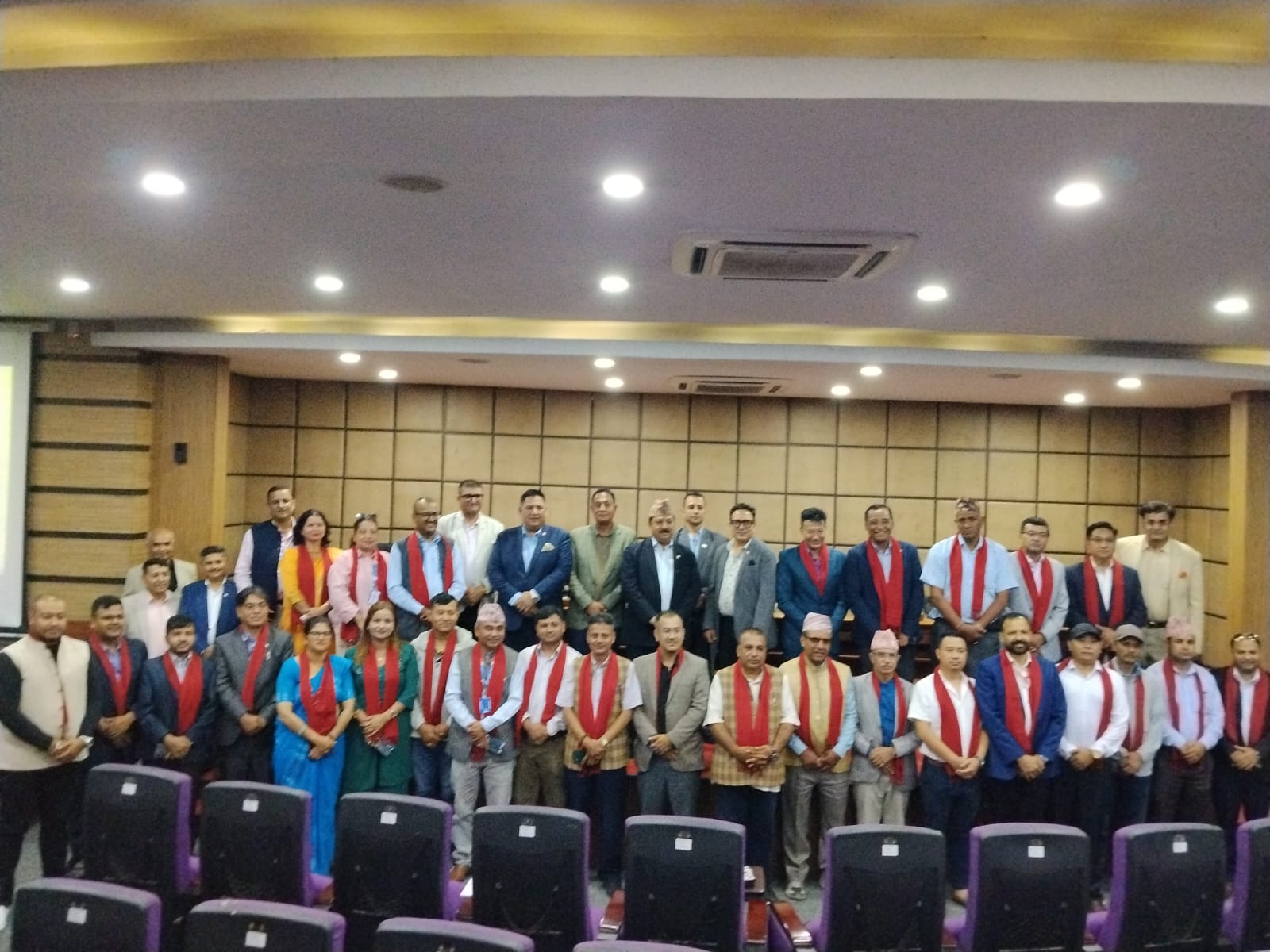 वस्तुगत संघका नवनिर्वाचित पदाधिकारीलाई महासंघमा स्वागत, व्यवसायिक वातावरण निर्माण गर्न र उद्योगी व्यवसायीहरुको सरकारसंग आग्रह