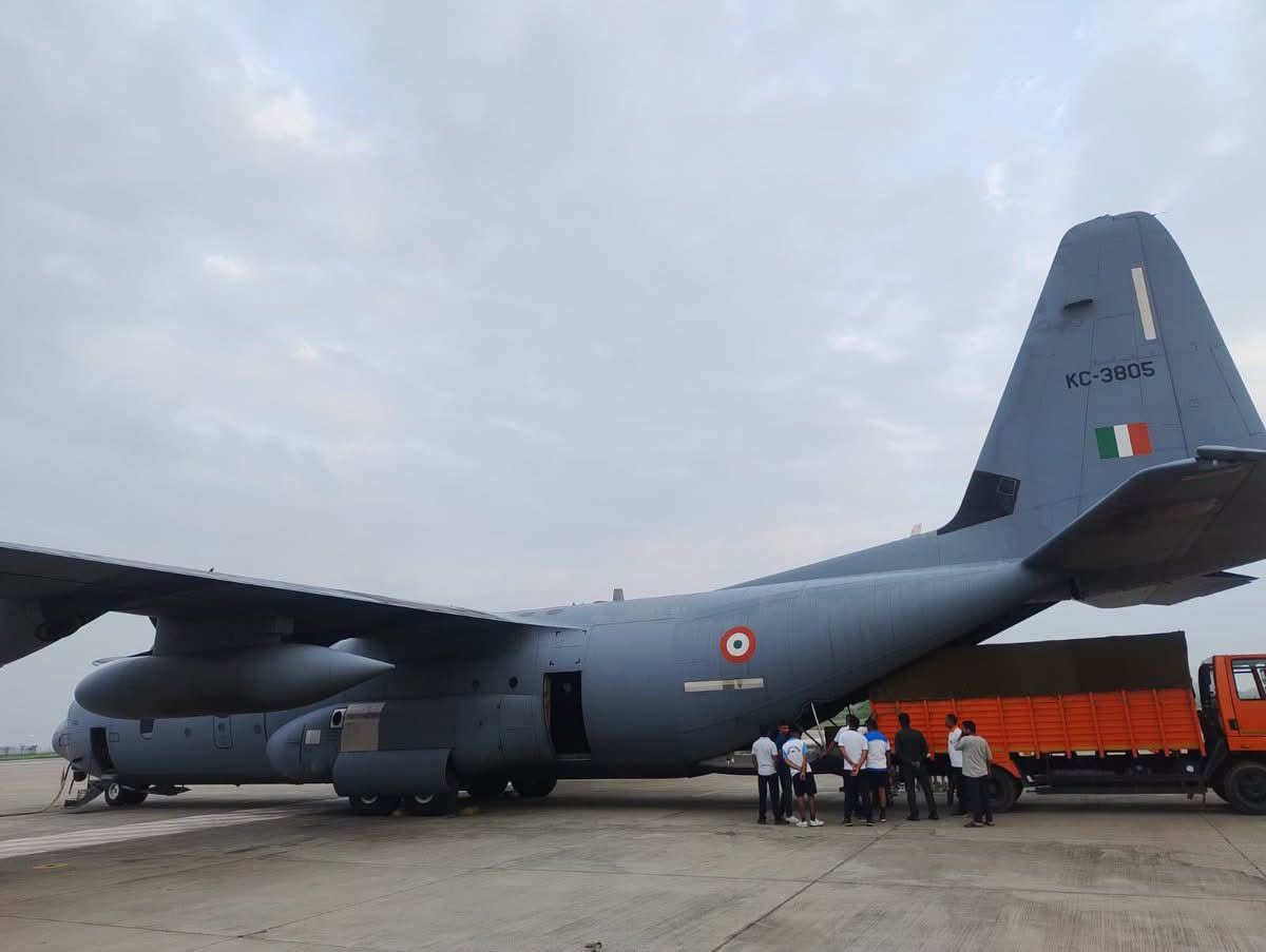 भारतले बाढीग्रस्त क्षेत्रमा पठायो पाँचौं लटको उद्धार तथा राहत सामाग्री