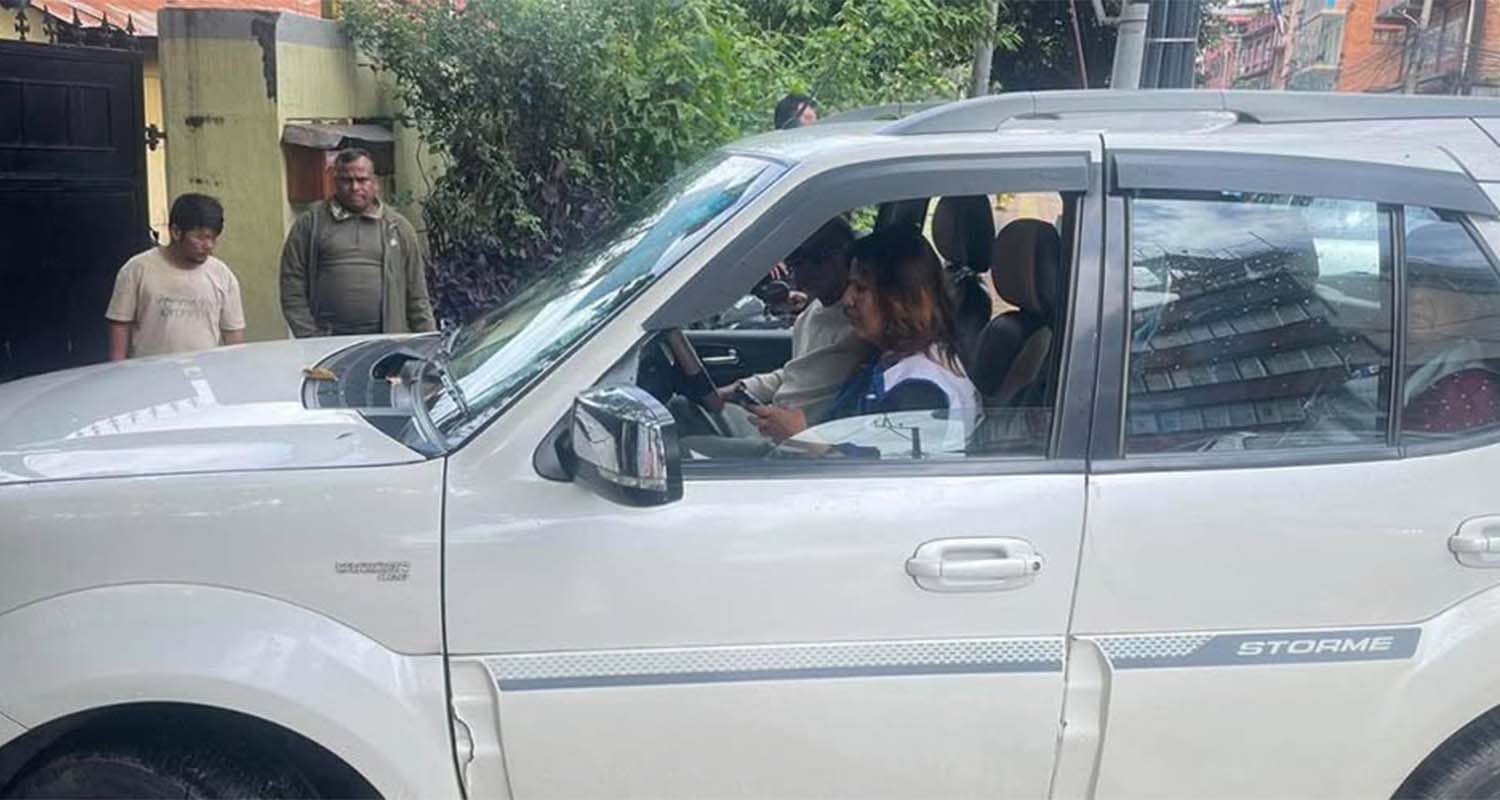 चोलेन्द्रलाई भेट्न पुग्यो मानव अधिकार आयोगको टोली