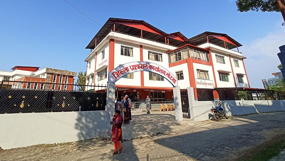 मनास्लु र लार्केपास पदयात्रा तत्काल नगर्न गोरखा प्रशासनको आग्रह