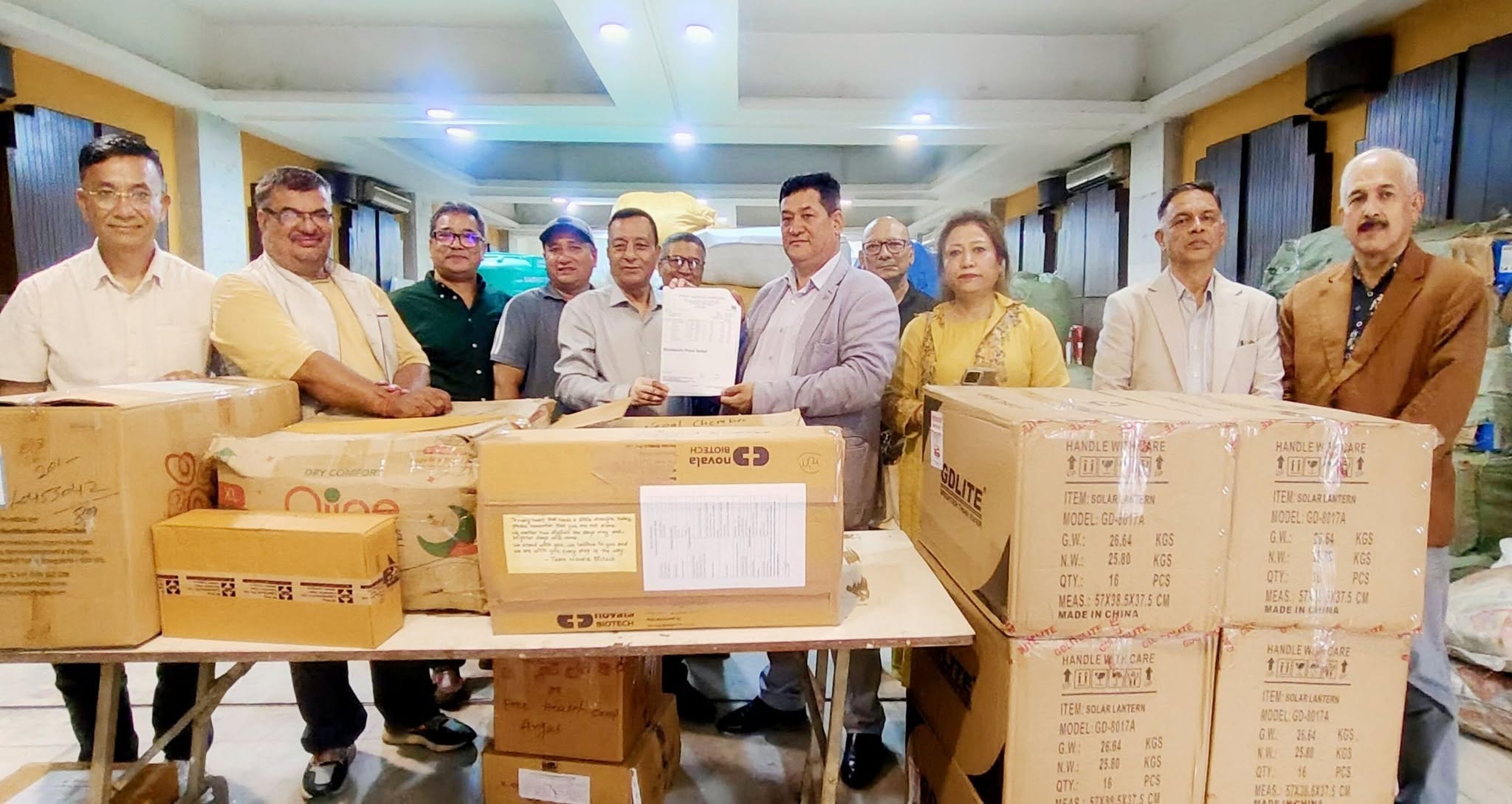 चेम्बर स्वास्थ्य समितिद्वारा ५० लाख बराबरको औषधि र स्वास्थ्य सामग्री हस्तान्तरण