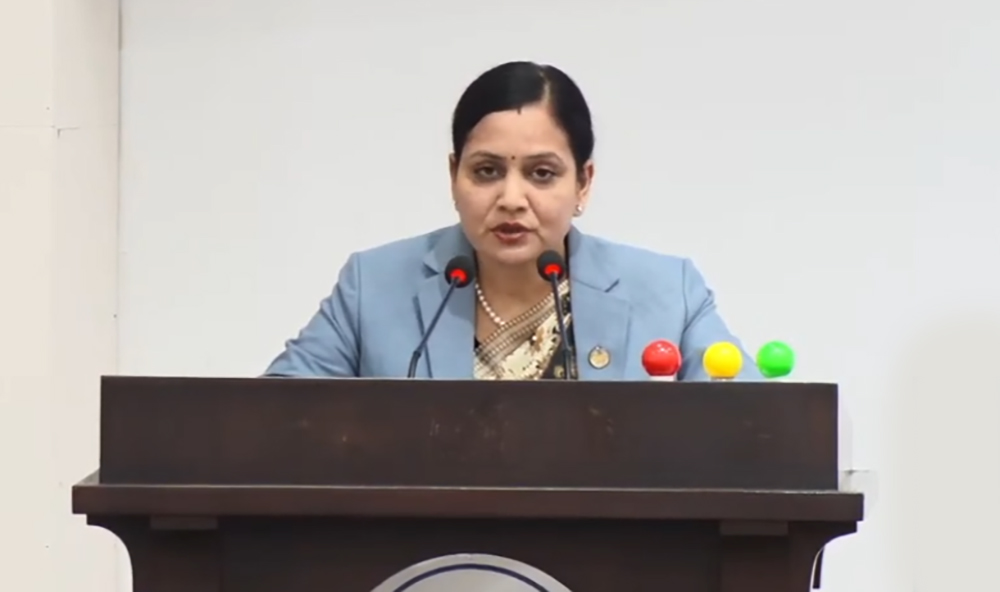 छ महिनाको सुत्केरी बिदा मातृत्वको सम्मान र स्वस्थ मानव पुँजी निर्माणसँग जोडिएको विषय हो: मन्त्री मेहता