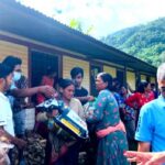 स्वावलम्बन लघुवित्तद्वारा भोटेकोशी बाढी प्रभावितलाई राहत वितरण