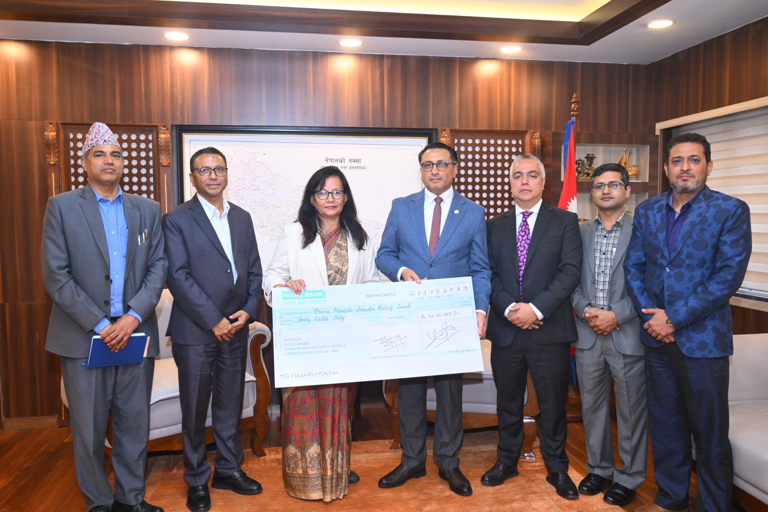 भोटेकोशी बाढी प्रभावितलाई स्वावलम्बन लघुवित्तद्वारा ४० लाख रुपैयाँ सहयोग