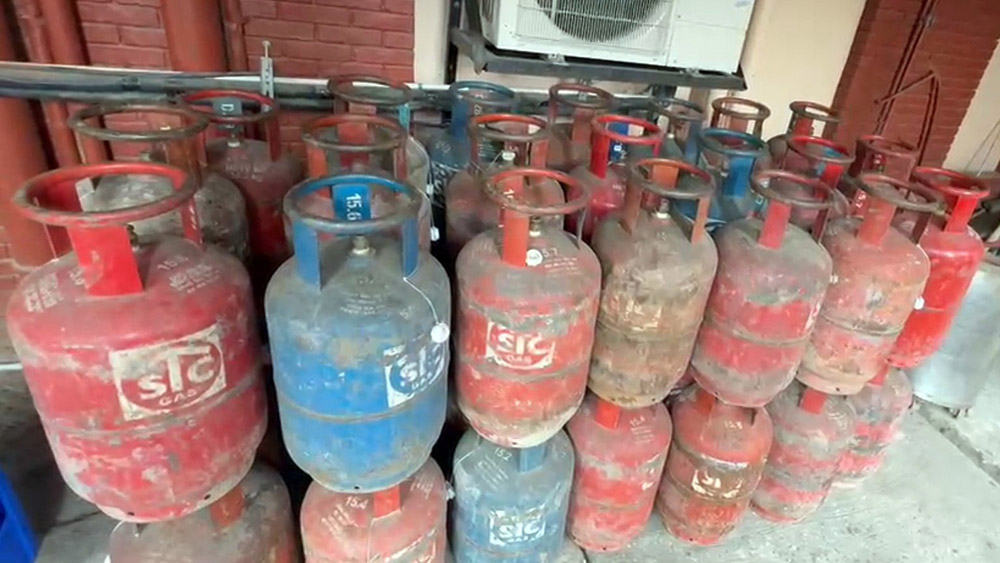 आइतबारदेखि काठमाडौंका विभिन्न ६ स्थानबाट ग्यास बिक्री गरिदै