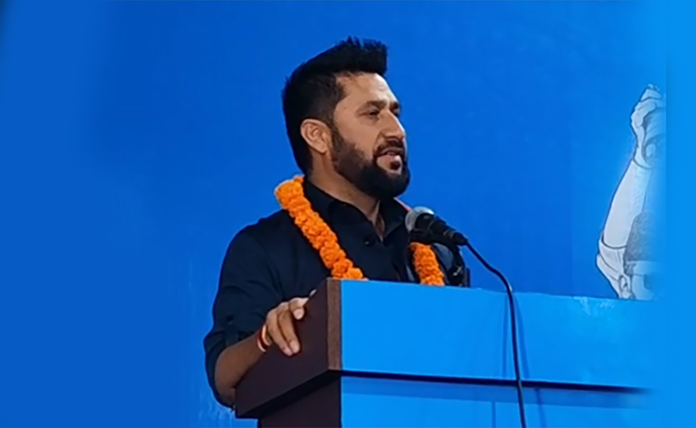 विपत्तिबीच एकताको सूत्रमा बाँधिन रवि लामिछानेको आग्रह