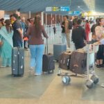 बडादशैँमा पनि रोकिएन विदेशिने युवाको लर्को