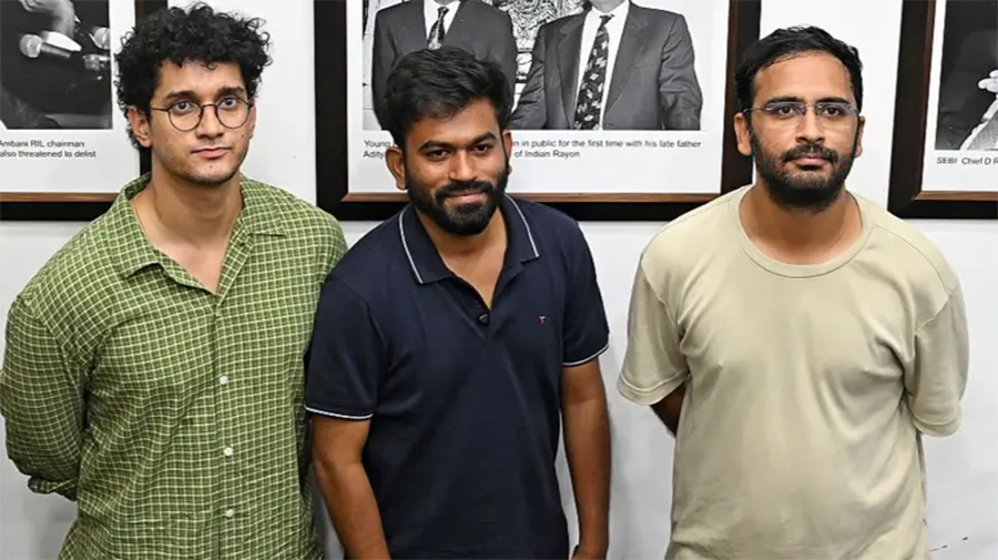 कक्रोच जनता पार्टीका अभिजीत दिपकेसहित ३ शीर्ष नेता प्रहरी हिरासत