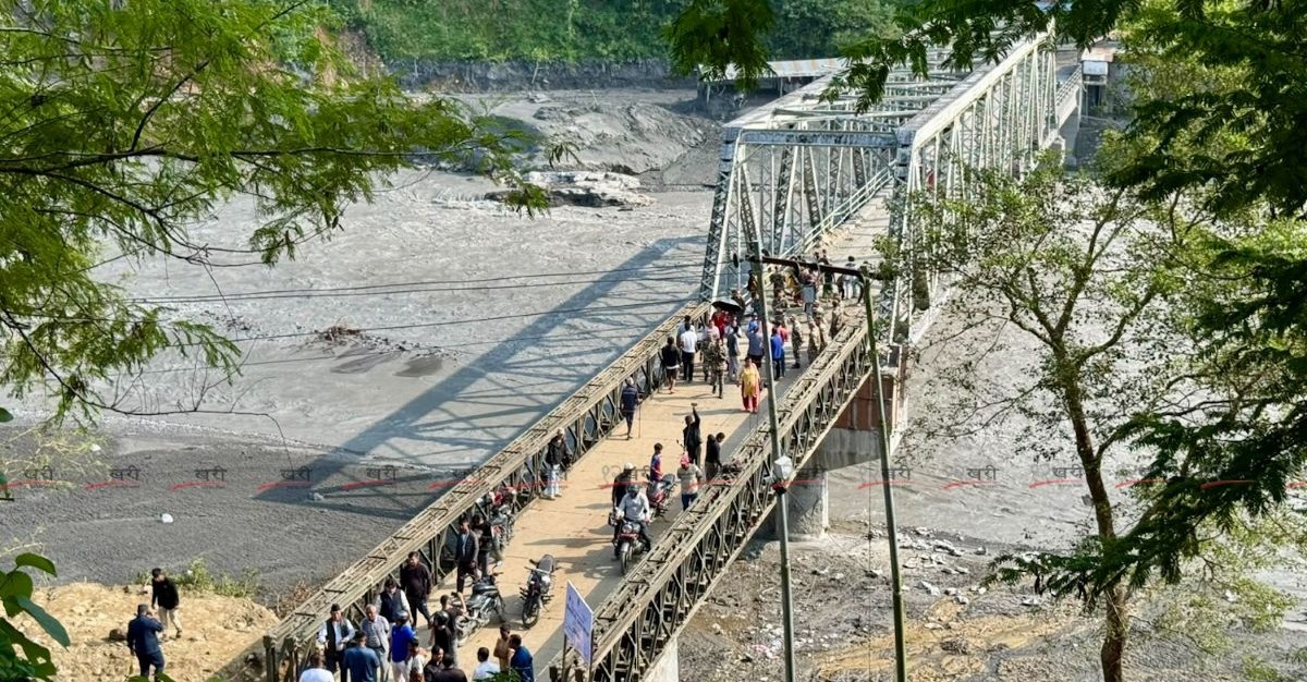 बूढीगण्डकीले बगाएको आरुघाट पुलमा जोडियो बेलिब्रिज